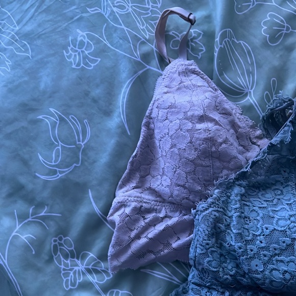 Bralettes - Picture 2 of 8